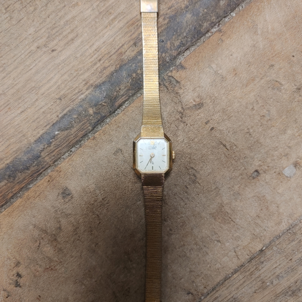 Citizen Gold Women's Watch with White Dial - Picture 5 of 6
